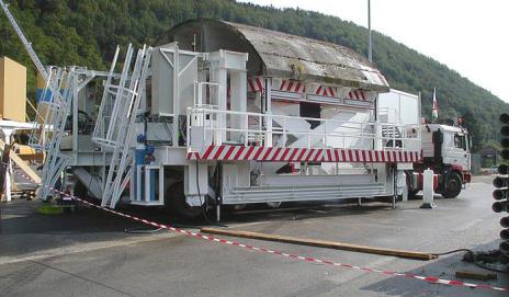 MACHINE DE DEPOSE DE CAISSONS DE VOUTES